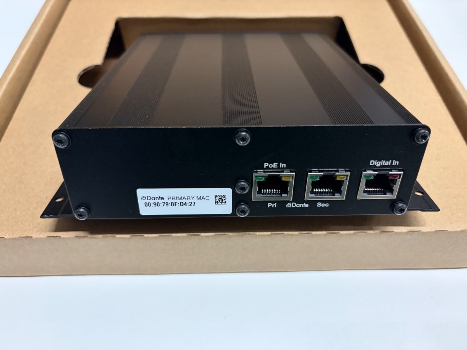CLEARONE-910-6200-105-D-CEILING-MIC-ARRAY-DANTE-INTERFACE-BOX-137353840264-2