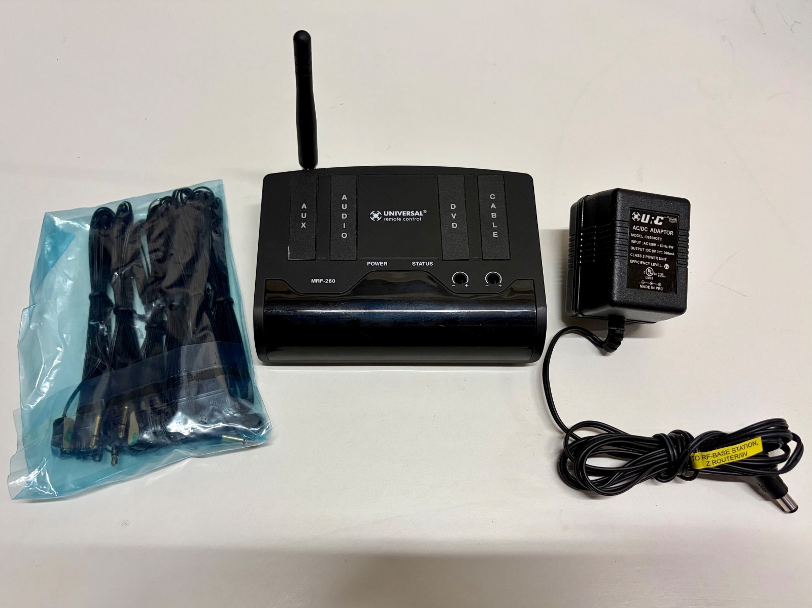 URC-MRF-260-Wireless-RF-Base-Station-w-New-IR-Emitters-included-137422159345