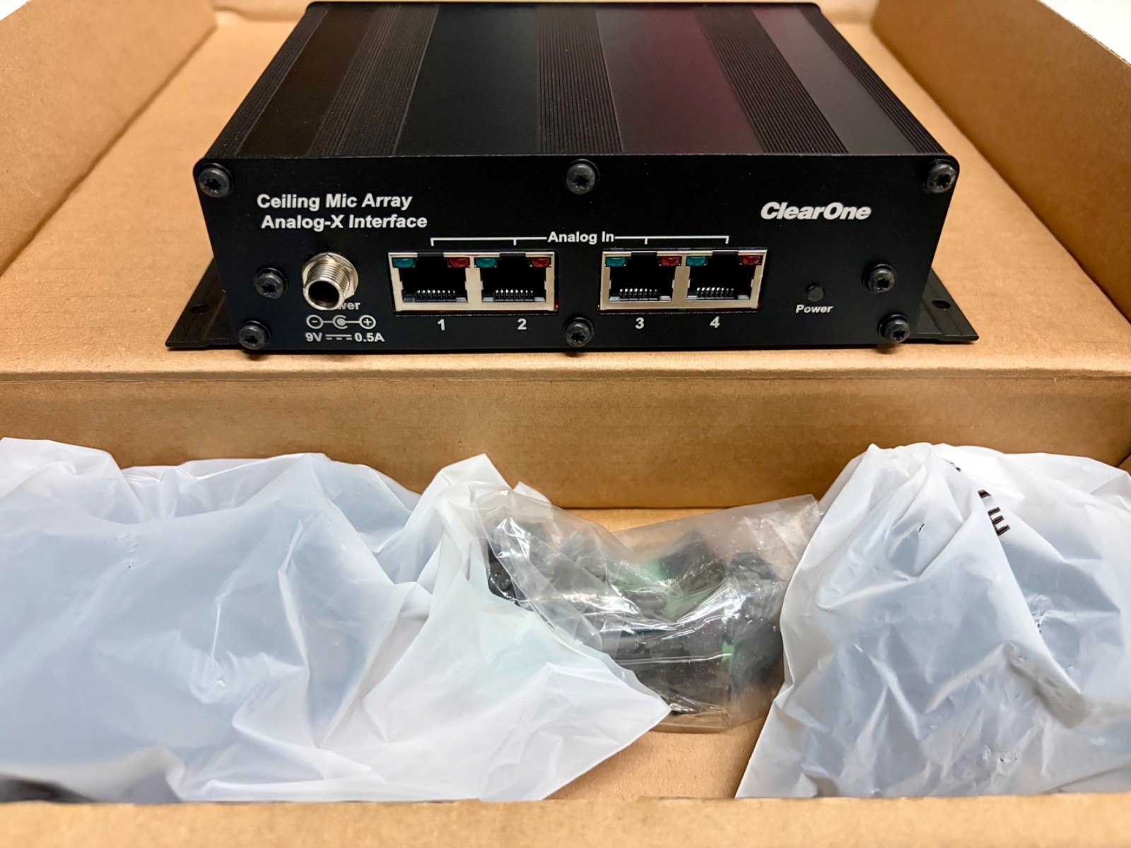 CLEARONE-CEILING-MIC-ARRAY-ANALOG-X-INTERFACE-BOX-Open-Box-137353948787